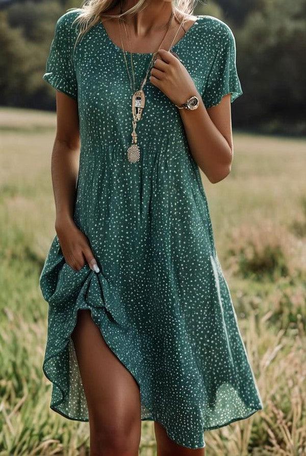 Patricia - Mini robe verte chic à manches courtes et à pois