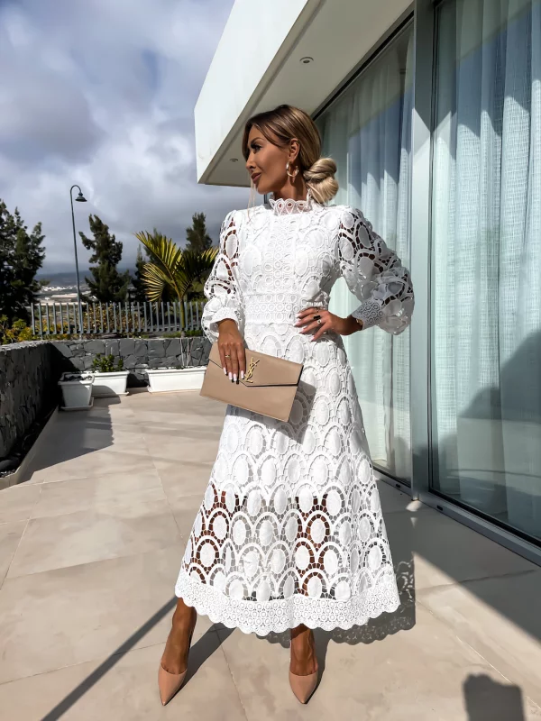 Sérénité | Robe en Dentelle avec Détails Élégants pour Femmes