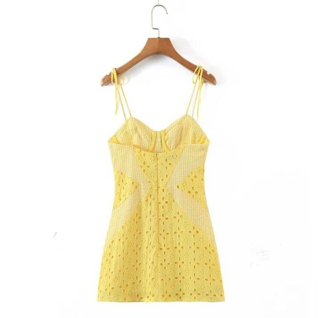 Léonie | Robe Jaune avec Broderie Élégante et Tissu de Haute Qualité pour Femmes