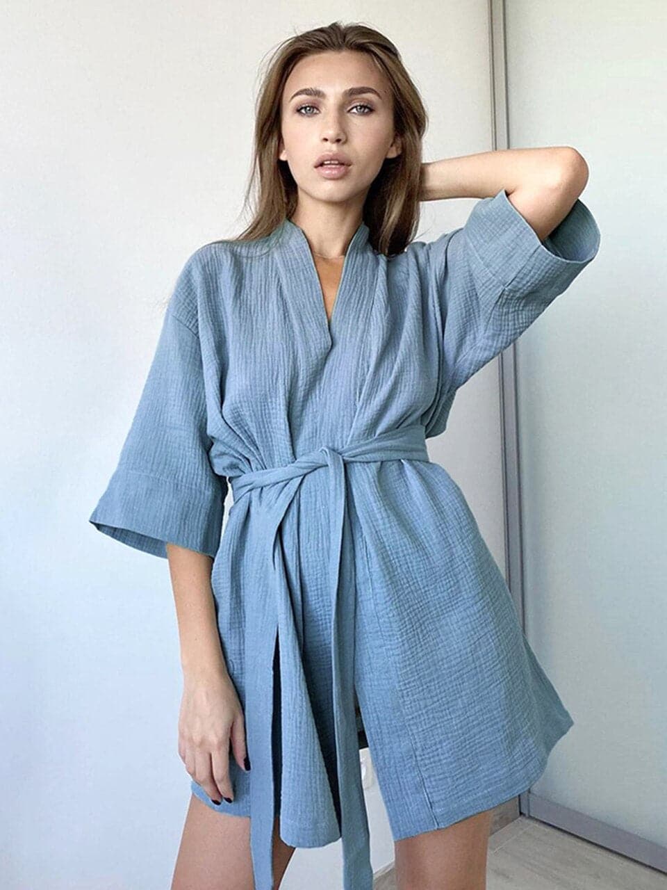 Josefine - Belle robe portefeuille de haute qualité avec ceinture