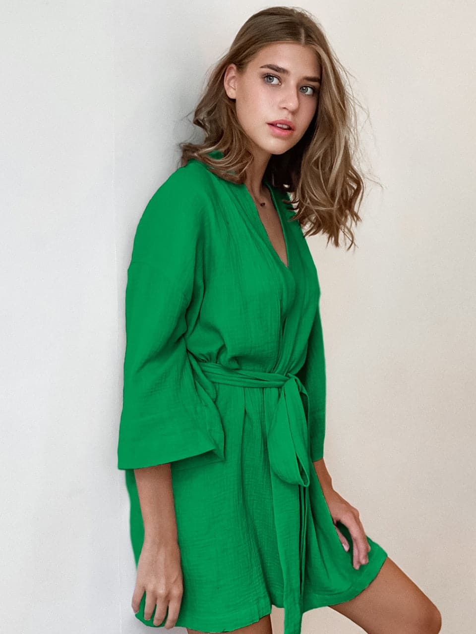 Josefine - Belle robe portefeuille de haute qualité avec ceinture