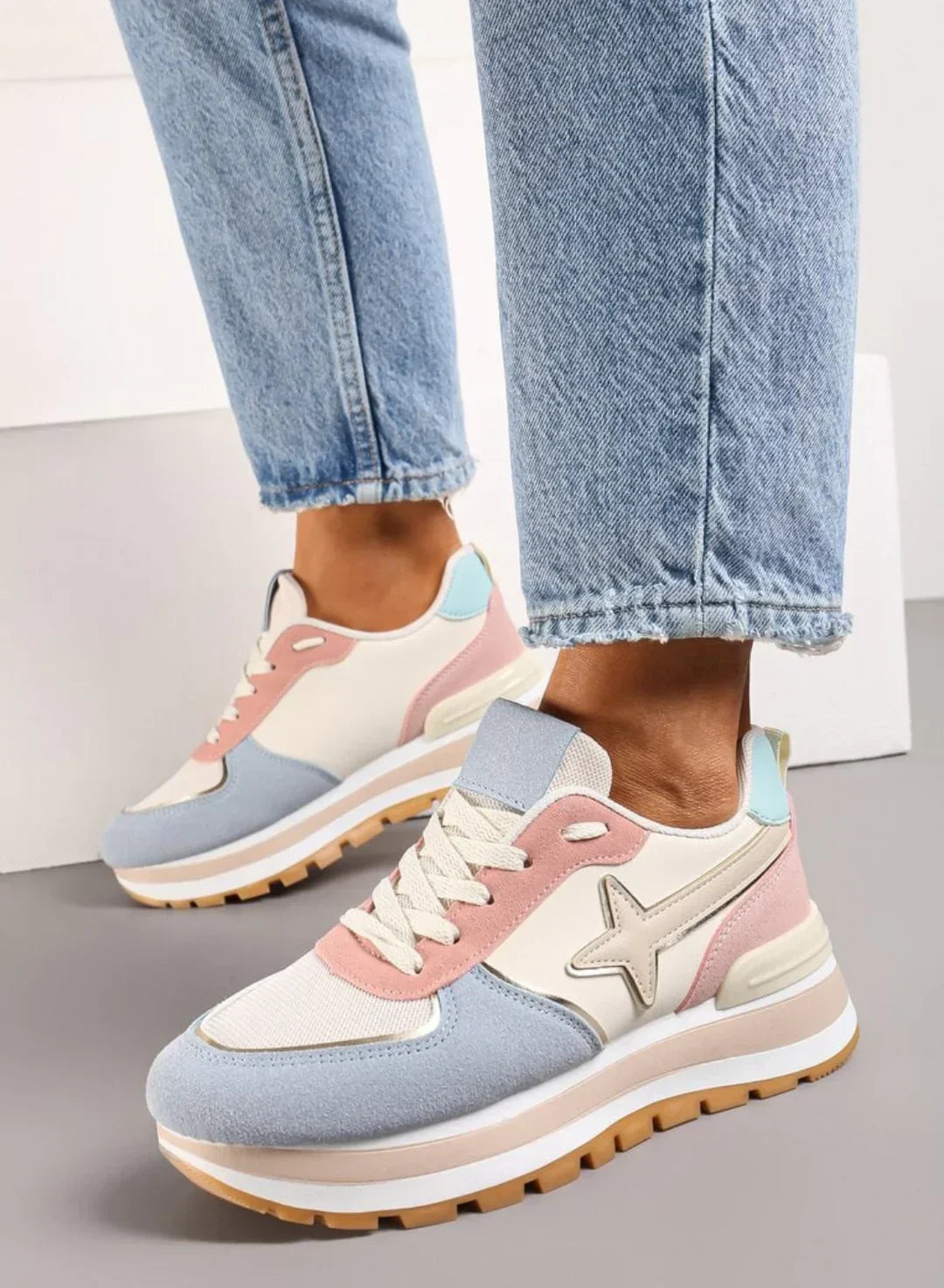 Nessa – Baskets Premiata à détails multicolores