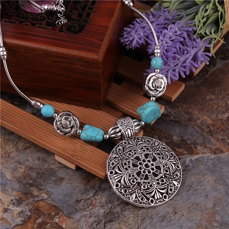 Lunaire | Collier en Argent avec Pendentif en Turquoise Naturelle et Charme Bohème pour Femmes