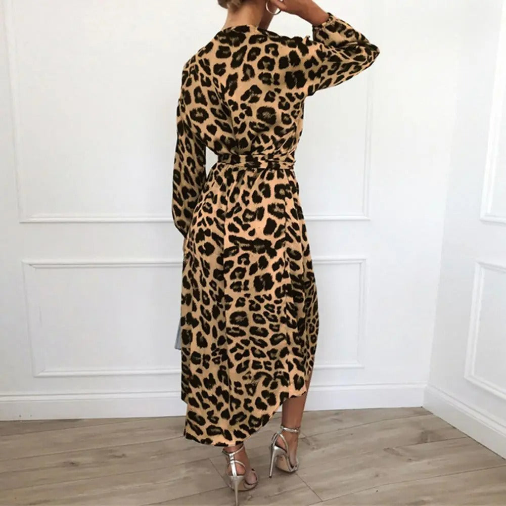 Sienna | Robe avec Imprimé Léopard et Encolure en V pour Femmes
