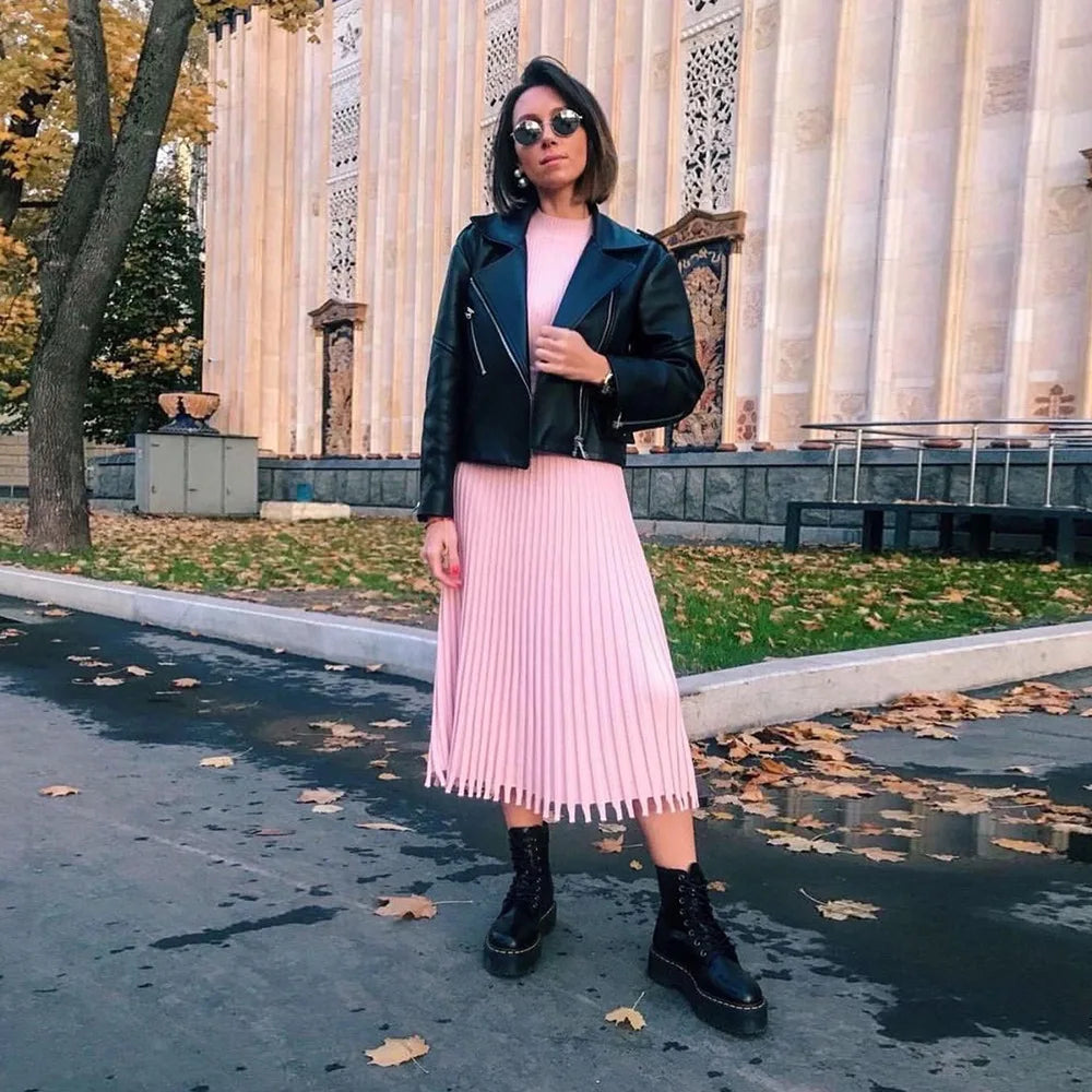 Liliane | Robe midi en tricot côtelé avec ourlet évasé et élégance intemporelle pour femmes