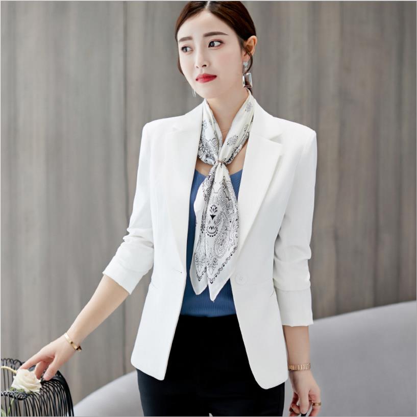 Lysandra | Blazer Élégant avec Matériau Résistant et Style Sophistiqué pour Femme