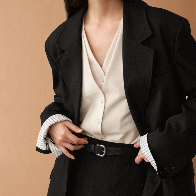 Léonie | Chemisier en soie avec Superpositions Élégantes et Sensation Luxueuse pour Femmes