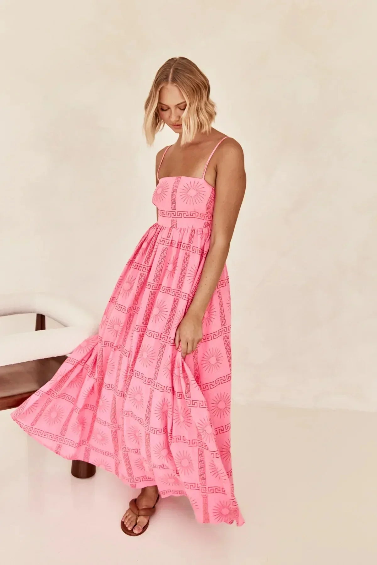 Léona | Robe avec Motifs Uniques et Tissu de Haute Qualité pour Femmes