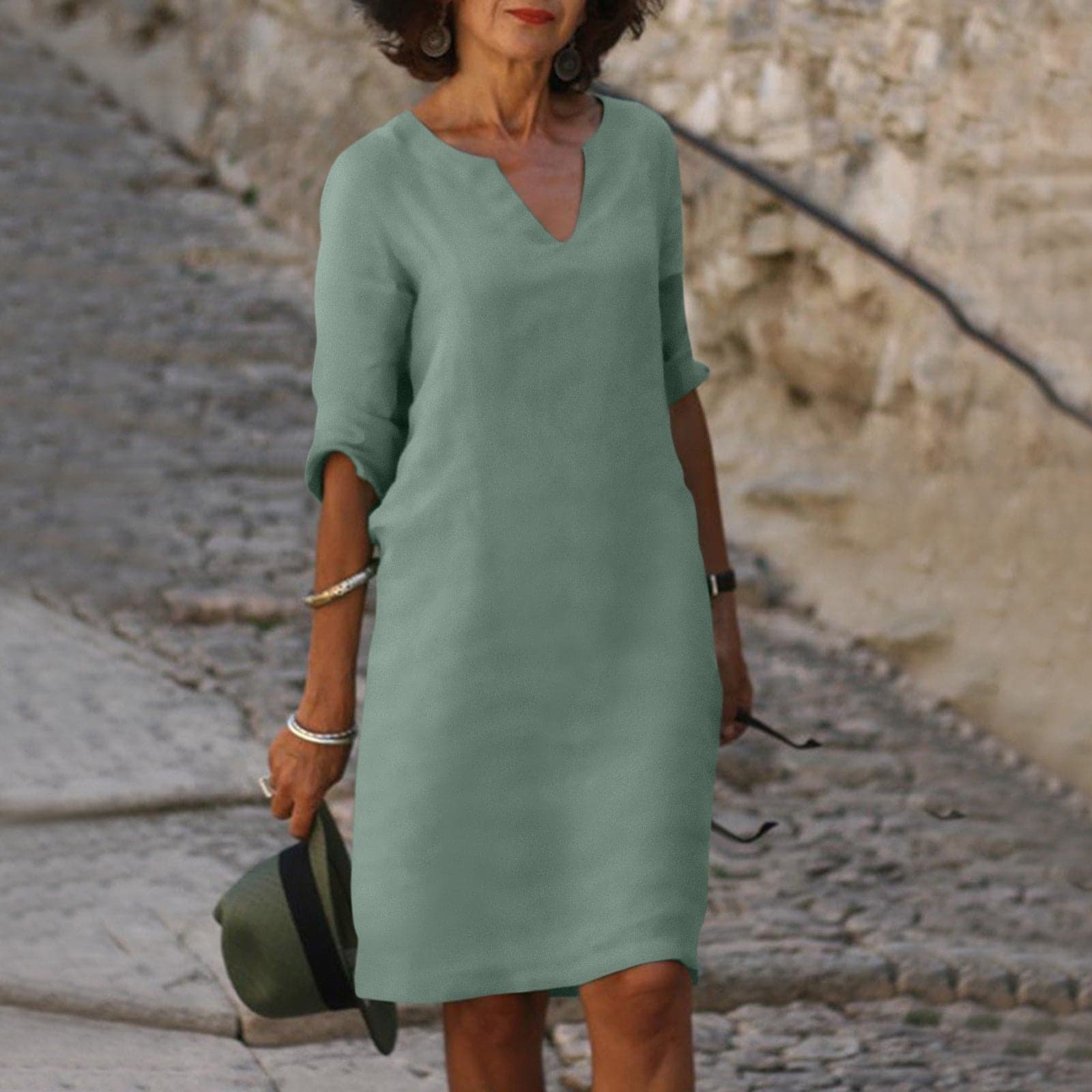 Marie - Magnifique robe à manches courtes et col V
