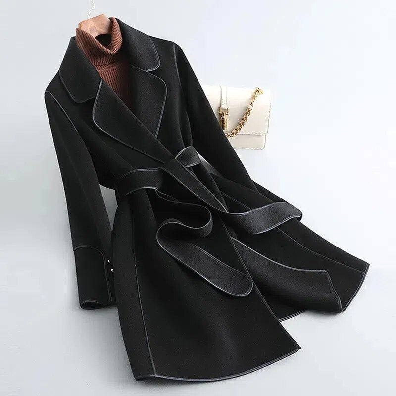 Céleste | Trench-coat avec Silhouette Ceinturée et Laine Mérinos Douce pour Femmes