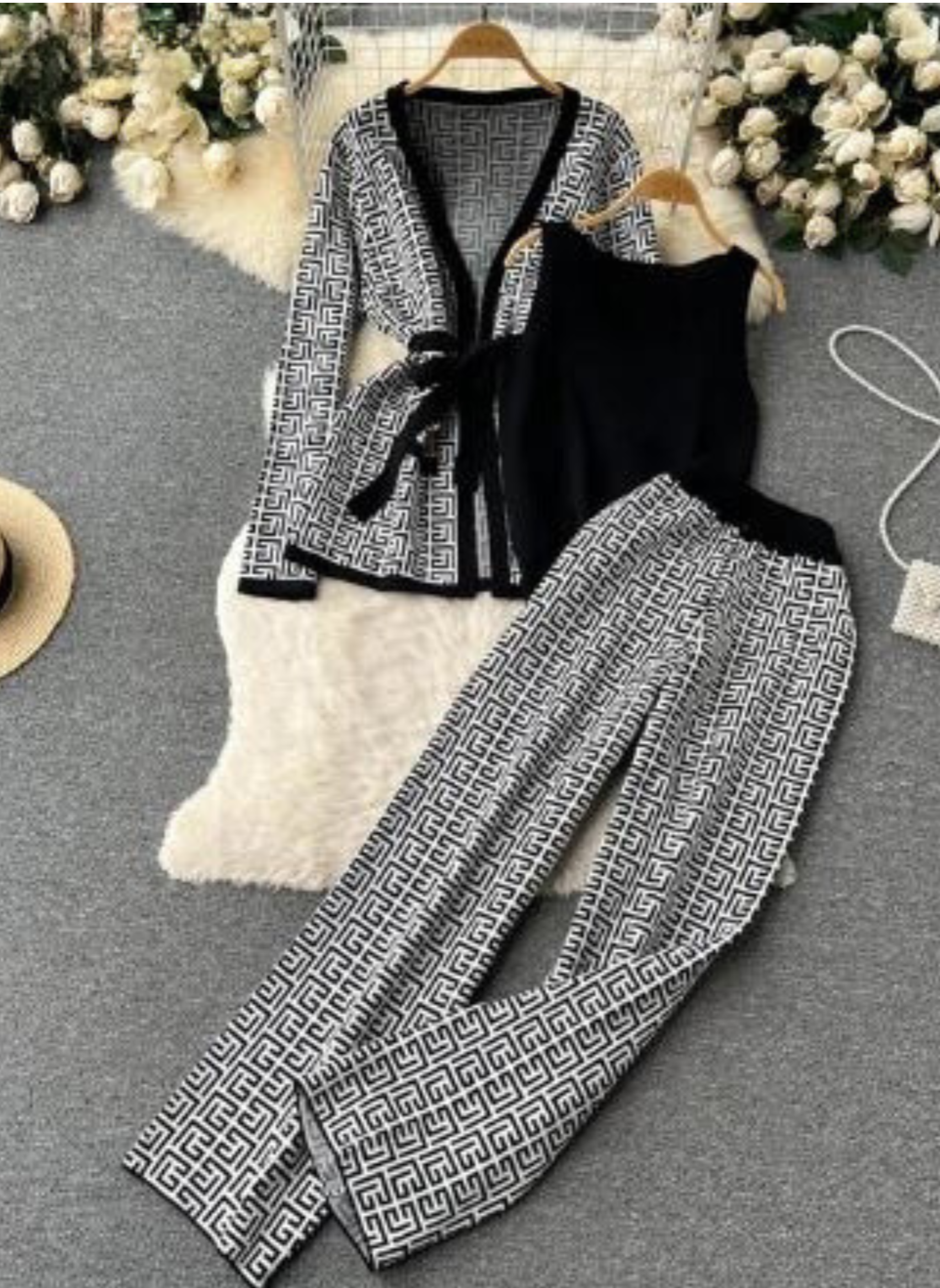 Léonie | Ensemble trois pièces avec tissu haut de gamme et design élégant pour Femmes