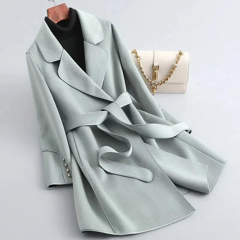 Céleste | Trench-coat avec Silhouette Ceinturée et Laine Mérinos Douce pour Femmes
