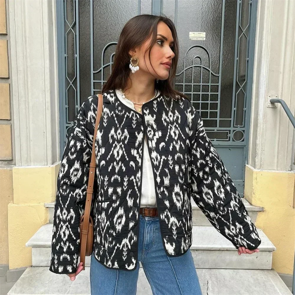Clara | Veste courte avec Détails Élégants et Matelassée pour Femmes