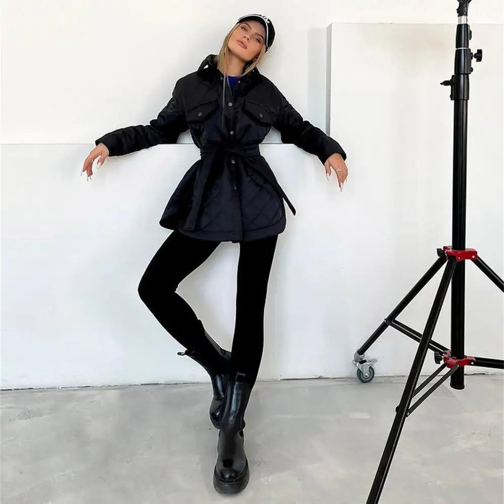 Luna | Veste Matelassée avec Style Élégant et Poches Pratiques pour Femmes
