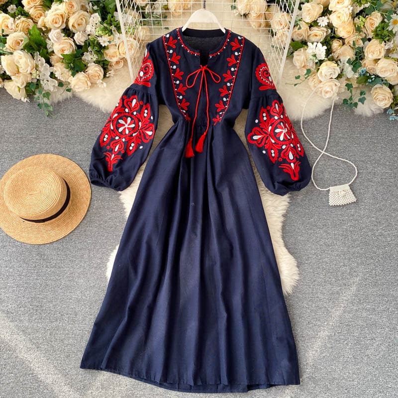 Khloe - Robe plissée tendance avec col rond