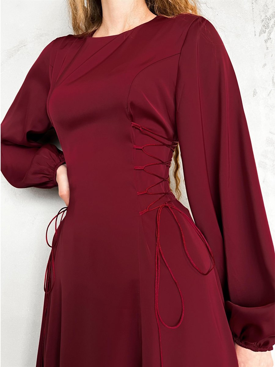 Ariana | Robe en Dentelle avec Élégance et Détails Fins pour Femmes