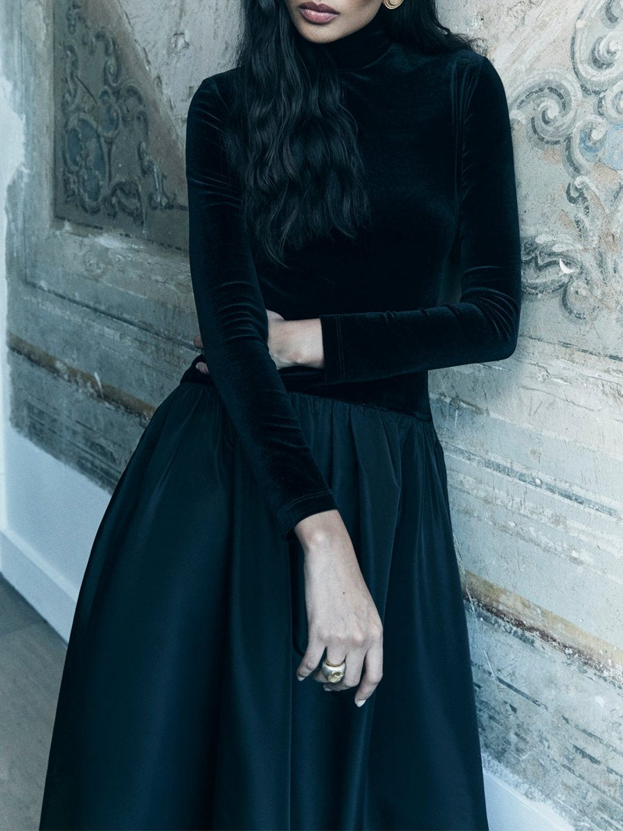 Sélène | Robe à col haut avec Motifs Uniques et Éléments Élégants pour Femmes