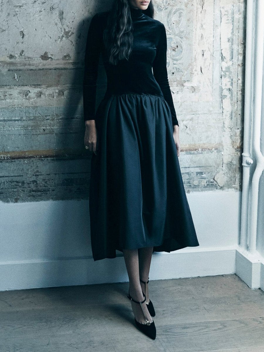 Sélène | Robe à col haut avec Motifs Uniques et Éléments Élégants pour Femmes