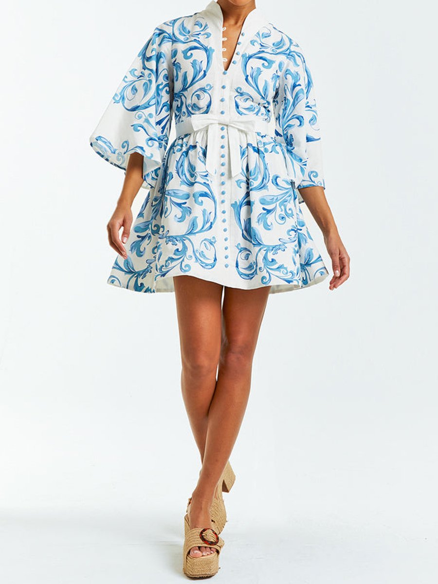 Léonie | Mini-robe avec Motifs Uniques et Détails en Dentelle pour Femmes