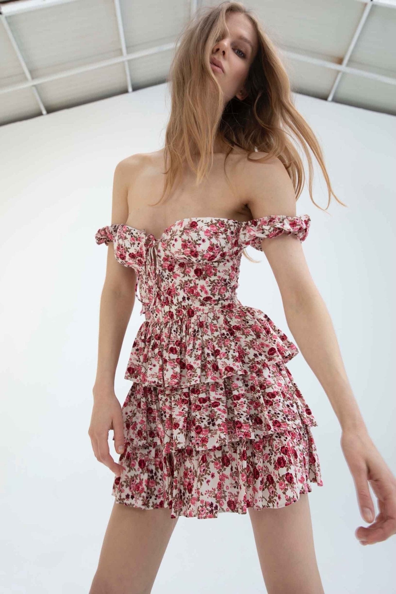 Léonie | Mini-robe corset avec Imprimés Floraux et Silhouette Élégante pour Femmes