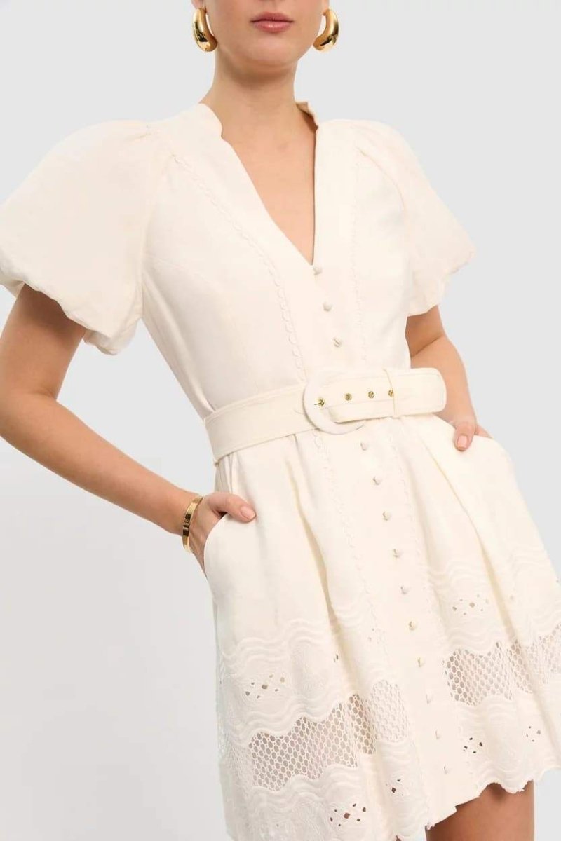 Liora | Mini Robe avec Décolleté en V et Motifs Élégants pour Femmes