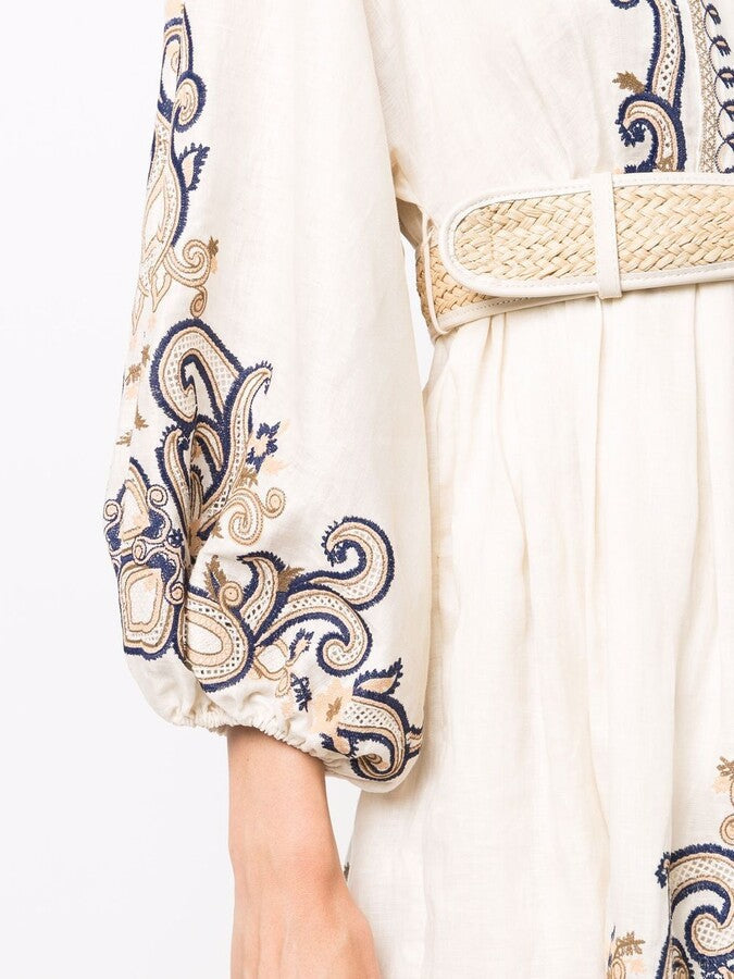 Evelyne | Robe brodée avec Détails Élégants pour Femmes