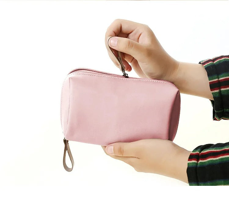 Aurore | Trousse de Toilette avec Nylon Résistant et Design Spacieux pour Femmes