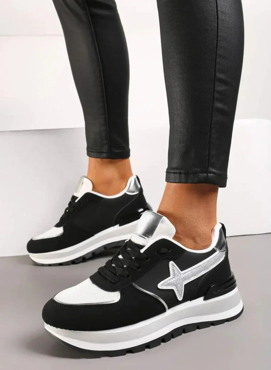 Nessa – Baskets Premiata à détails multicolores