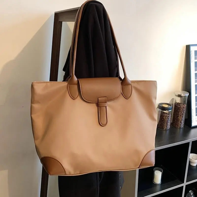 Sérénité | Sac à main avec Design Élégant et Espace Optimal pour Femme