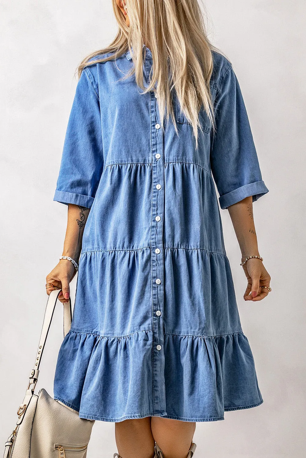 Bruna - Robe-chemise en denim dégradé avec patte de boutonnage devant et volants