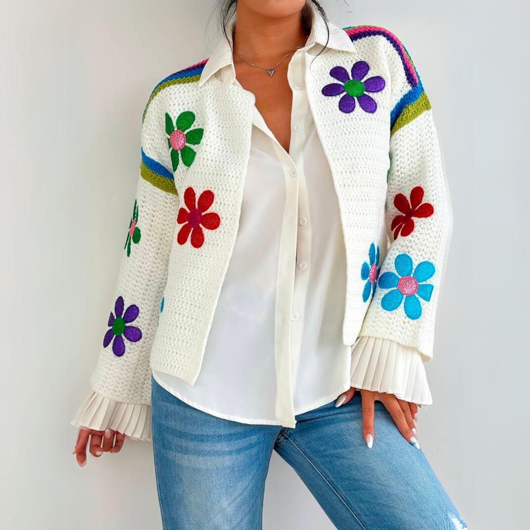 Violette | Cardigan avec Broderies Florales et Confort Doux pour Femmes