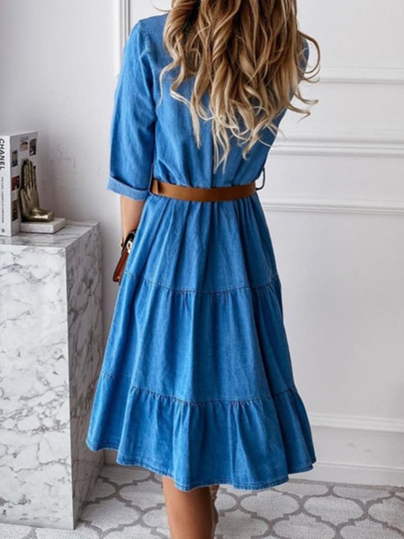 BelleRue - Robe en denim à revers et coupe trapèze