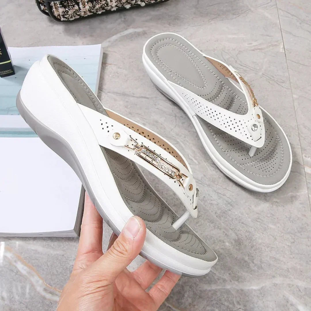 Yustina | Chaussons pour femmes avec semelle intérieure