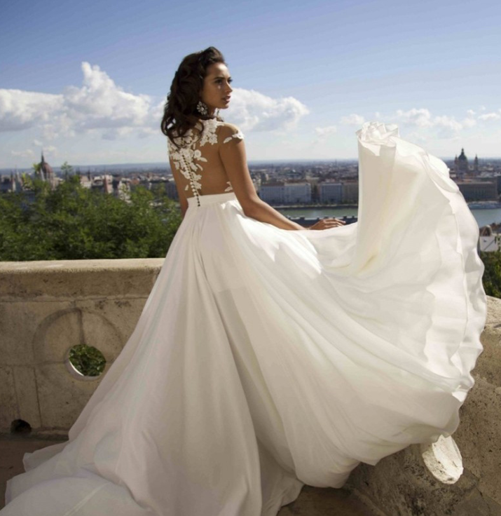 Vivette | Robe de mariée en dentelle avec fleurs