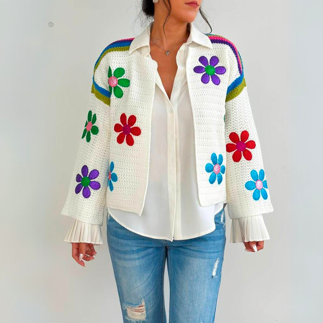 Violette | Cardigan avec Broderies Florales et Confort Doux pour Femmes