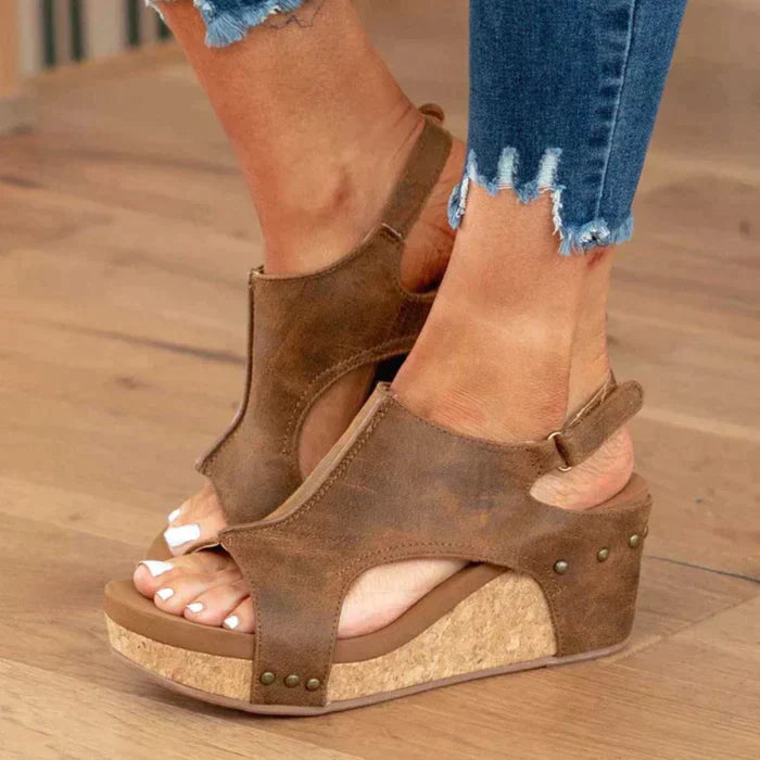 Perpetua | Talons compensés élégants et confortables