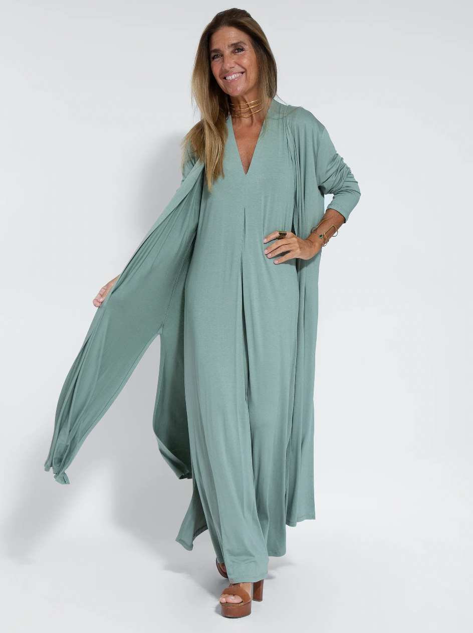 Bellevo | Robe longue amincissante et cardigan