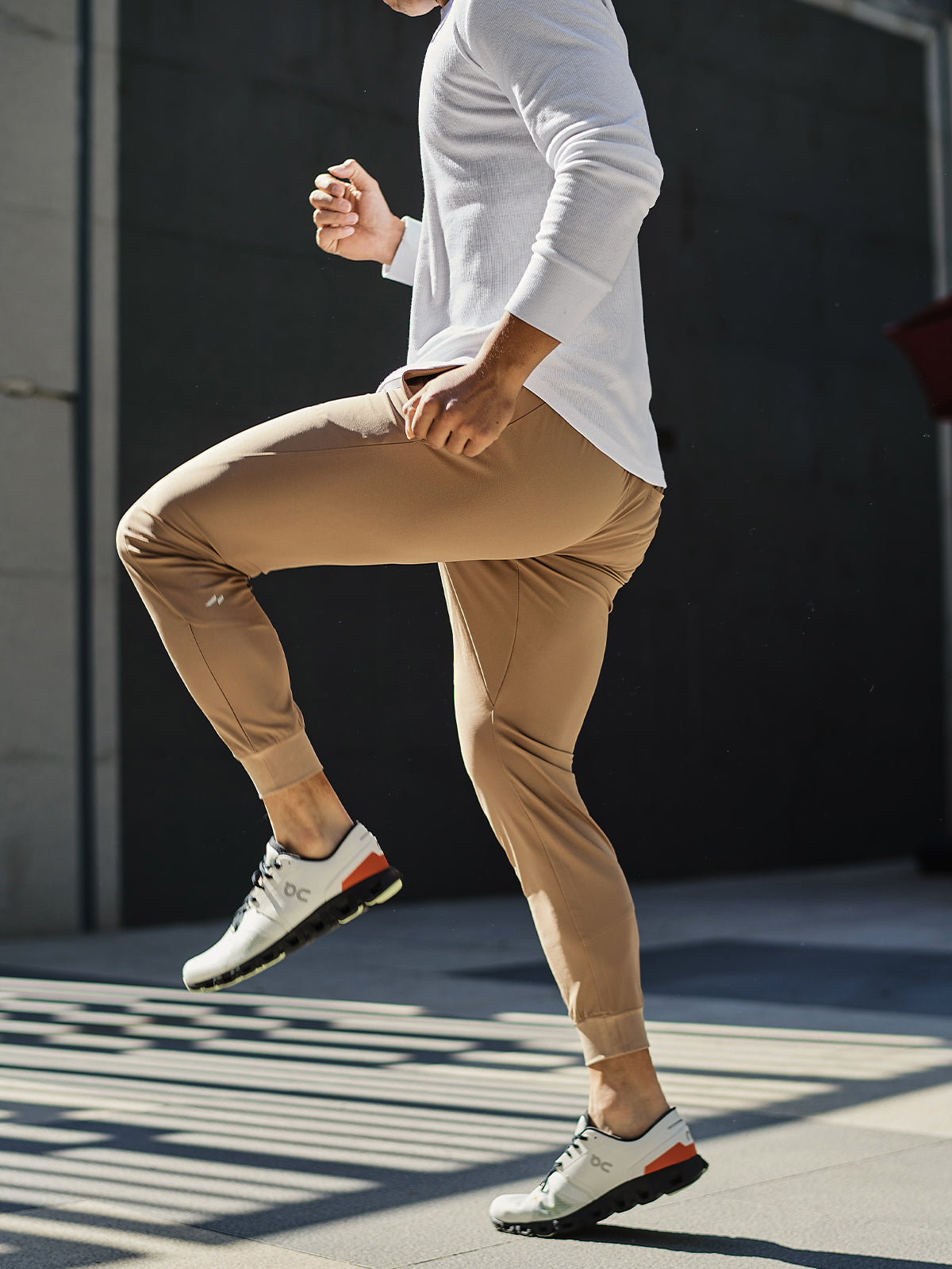 Aiden | Pantalon de Jogging avec Tissu Extensible et Poignets Élastiques pour Hommes