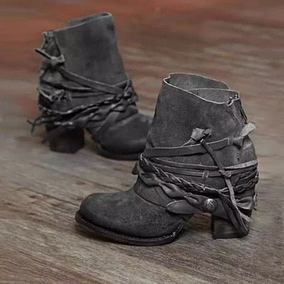 Retrisha - Bottes à boucles élégantes pour femmes
