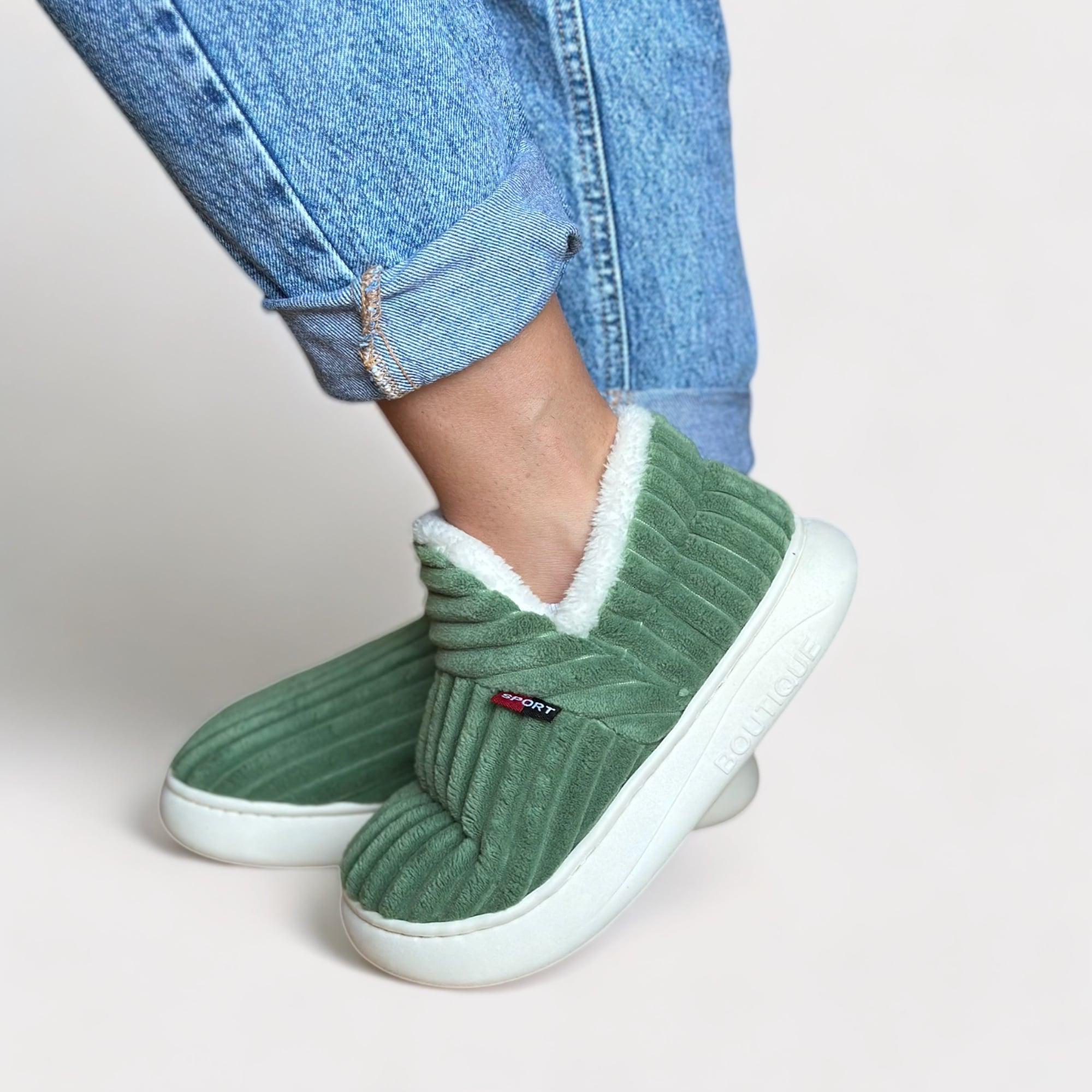 Maine - Chaussons douillets et pelucheux pour femmes