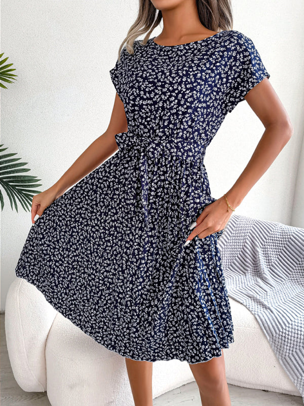 BelleRue - Robe Midi Trapèze à col Rond et Imprimé Floral Avec Ceinture à Nouer