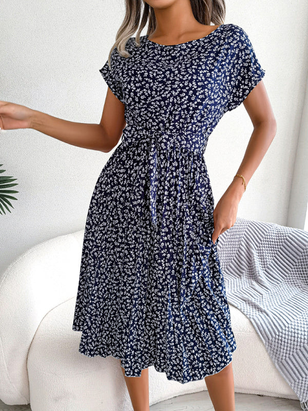 BelleRue - Robe Midi Trapèze à col Rond et Imprimé Floral Avec Ceinture à Nouer