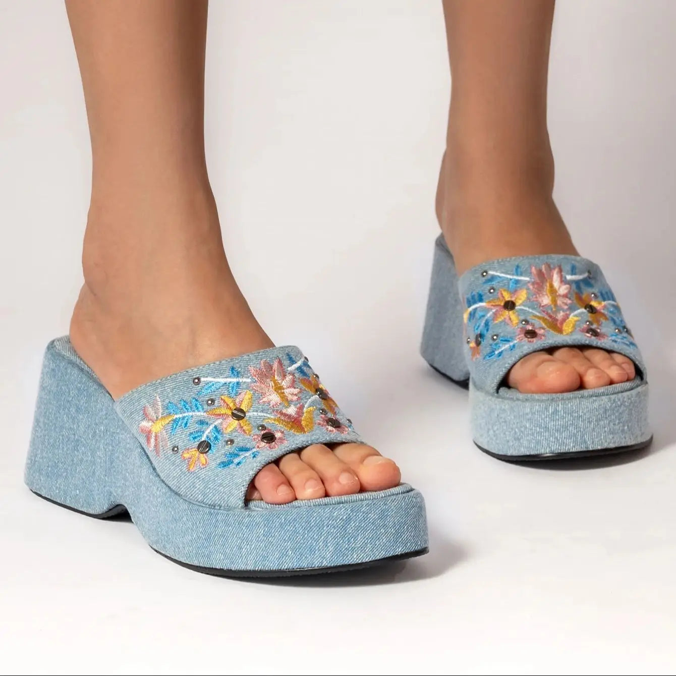 Léonie | Sandales en jean avec semelle épaisse et style chic pour femmes