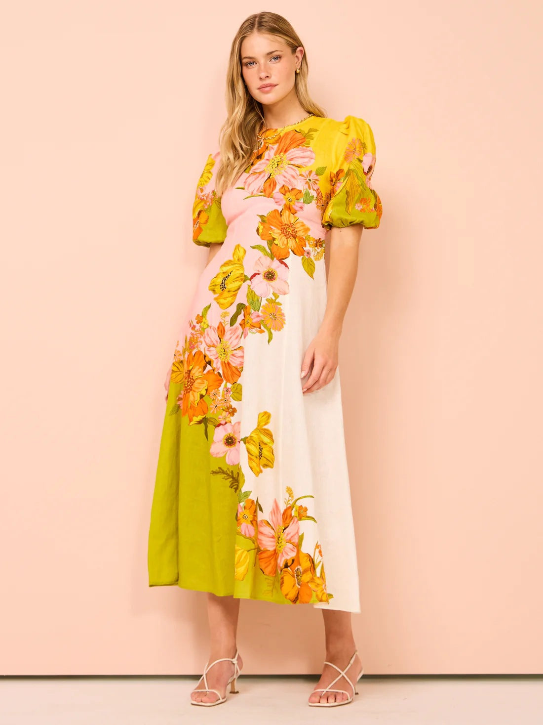 Bellevo | Robe Midi Fleurie Tendance pour les Vacances