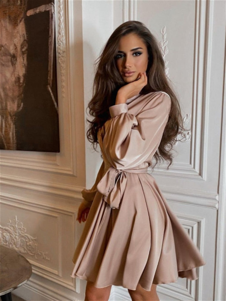 Bellevo | Robe en satin chic pour toutes vos occasions festives