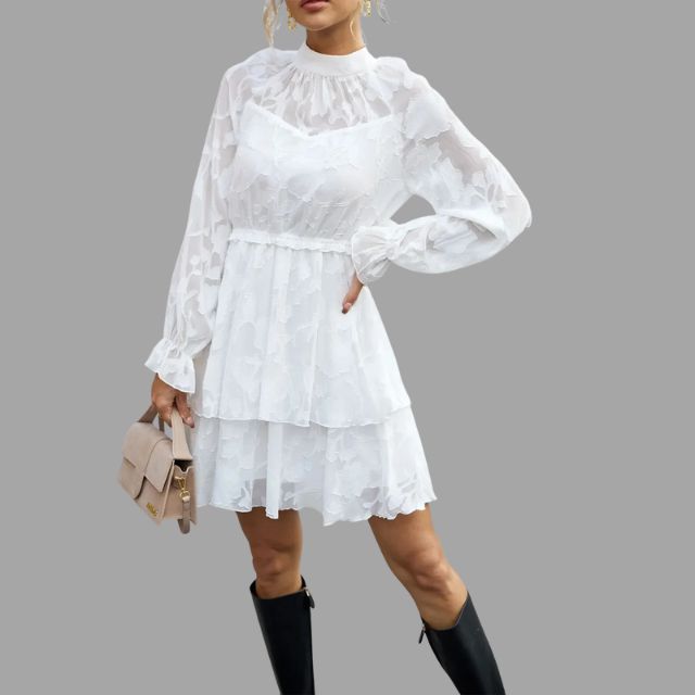 Léonie | Mini-robe fluide avec Détails Floraux et Coupes Éléguantes pour Femmes
