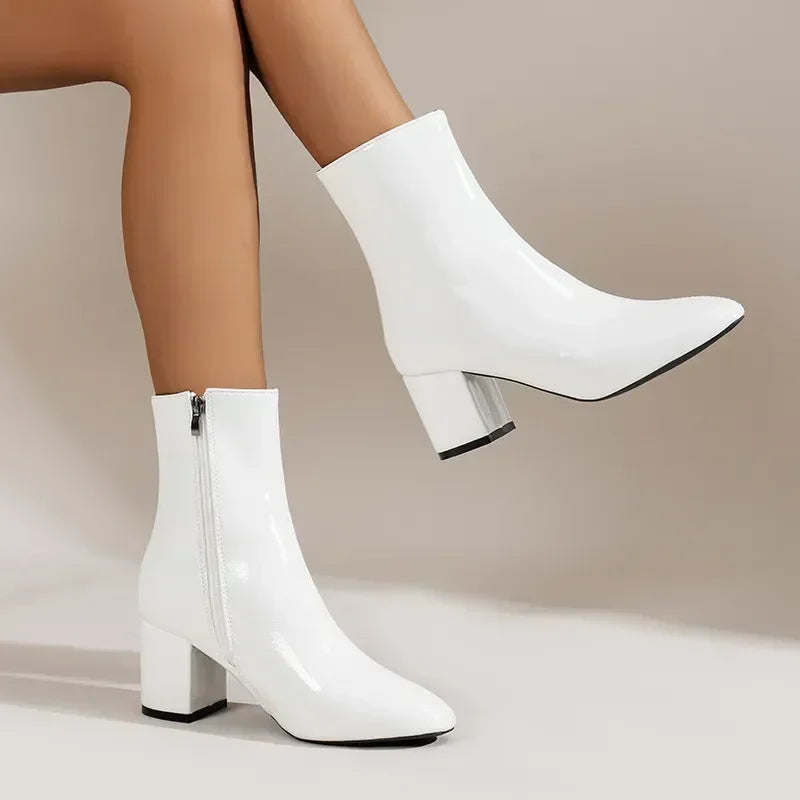 Juris - Bottes élégantes pour femmes avec talons élégants