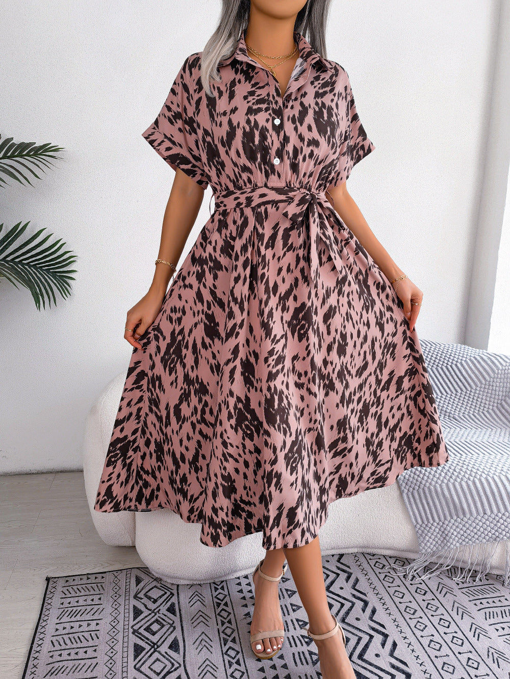 Aurélie | Robe Léopard avec Tissu Doux et Coupe Cintrée pour Femmes