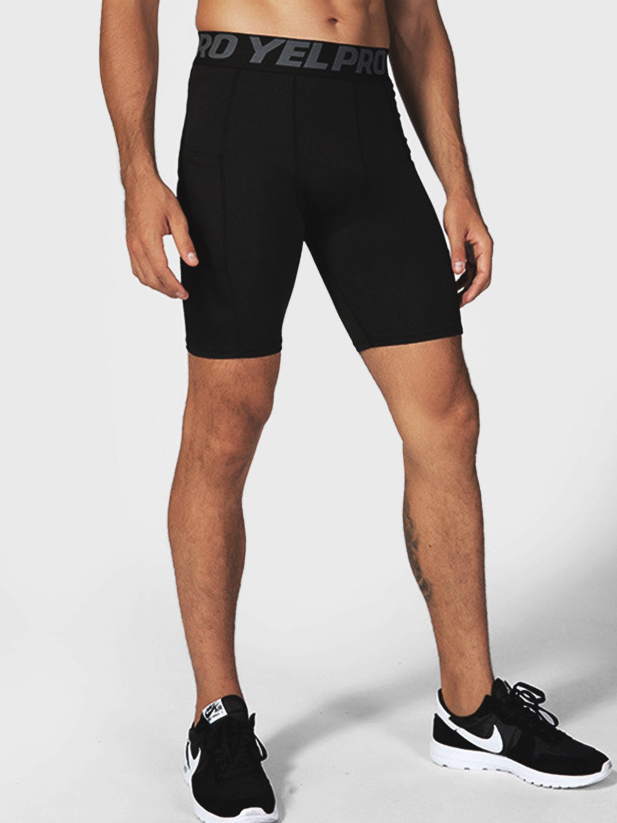 Astra | Short de Compression avec Tissu Respirant et Poches Latérales pour Hommes