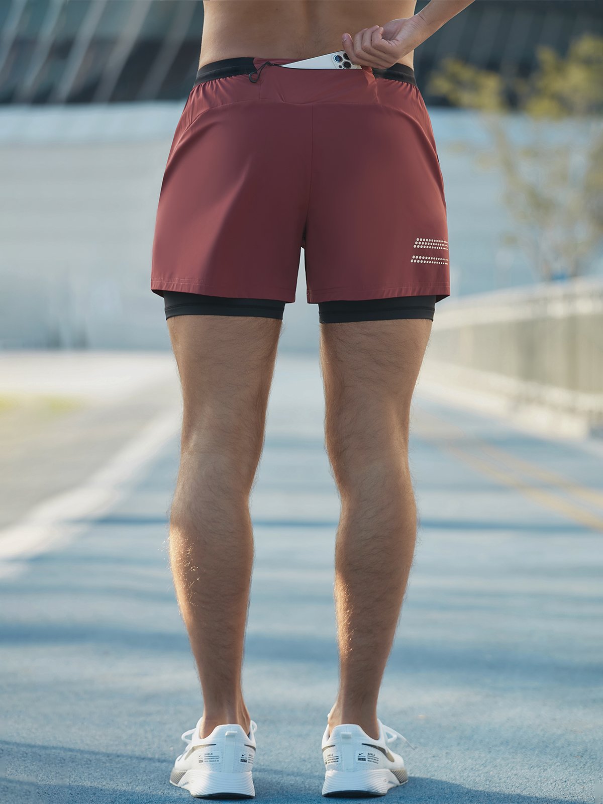 Astro | Short de Fitness avec Tissu Léger et Détails Réfléchissants pour Hommes